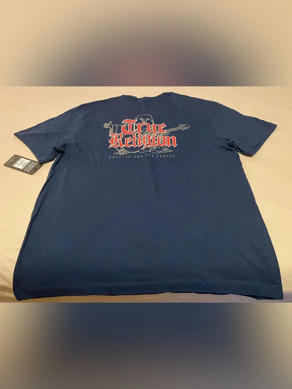 True Religion T-Shirt Size Large Men’s NWT